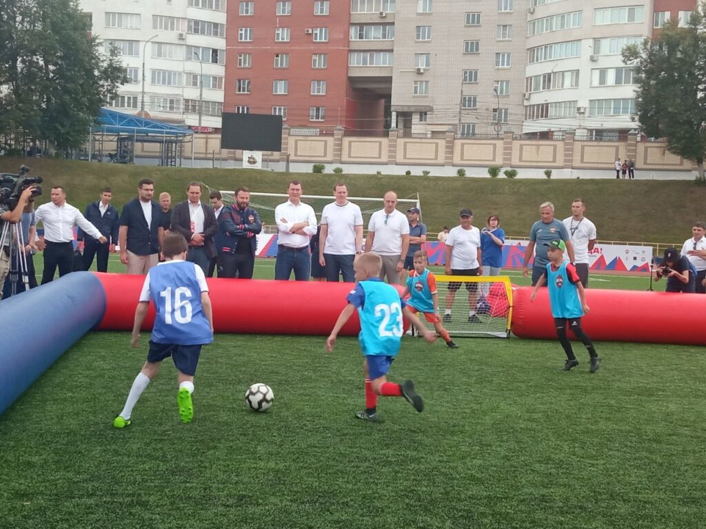 Спортивный фестиваль "Все сюда!" посетили Максим Орешкин и Михаил Дягтерев Вместе с губернатором Рязанской области Павлом Малковым они посетили несколько спортивных объектов в Рязани.