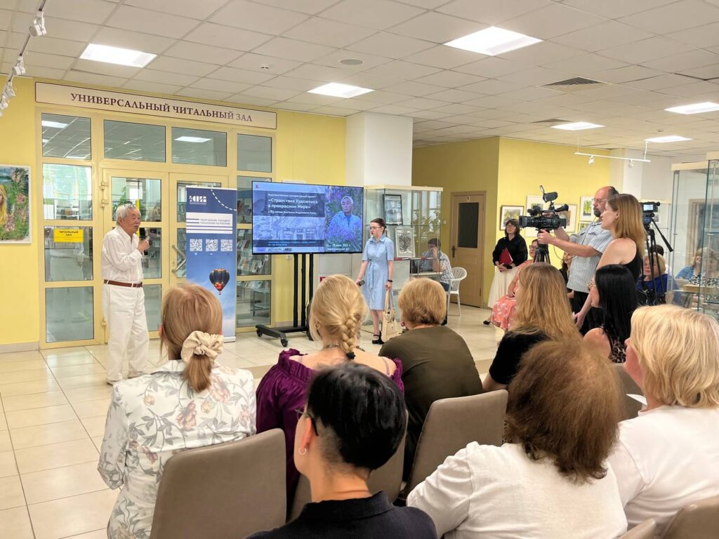 В Рязани открылась выставка к 85-летию писателя и художника Анатолия Кима В Рязани открылась выставка к 85-летию писателя и художника Анатолия Кима Анатолий Ким - член Союза писателей СССР, выпускник Московского художественного училища и Литературного института имени Горького.