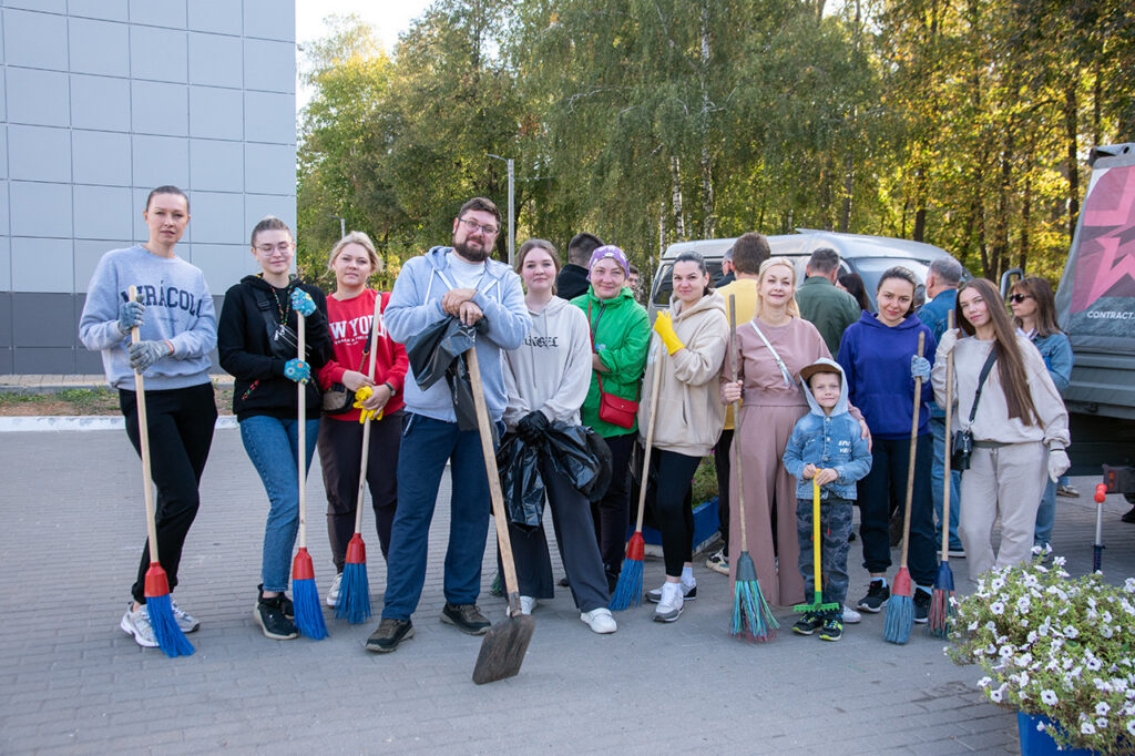 Первый общегородской субботник состоялся в Рязани