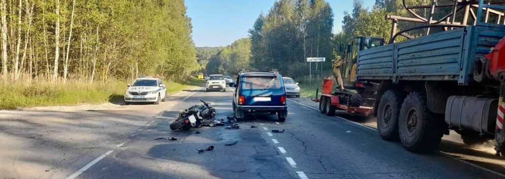 В Касимовском районе мотоциклист и пассажирка пострадали в ДТП с «Нивой»