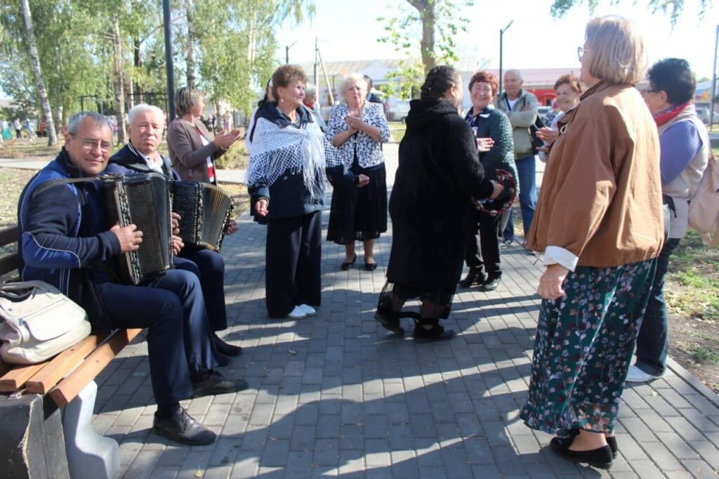 В Шацке прошел фестиваль для активных "долголетов"