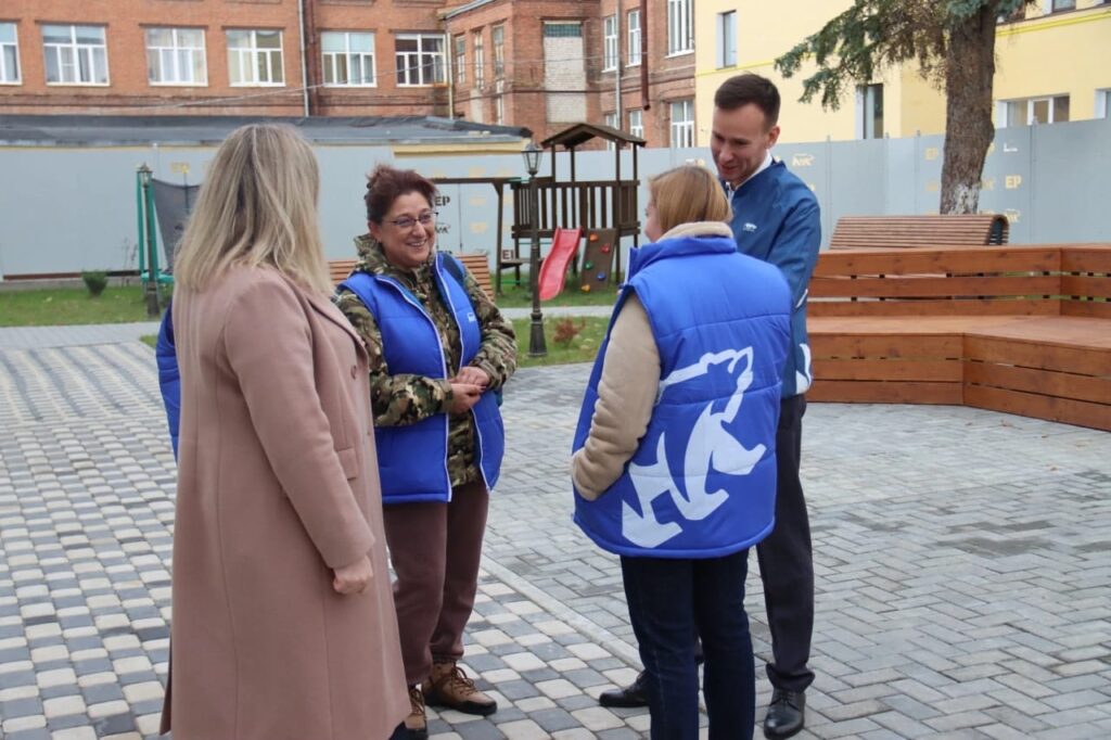 Новая группа волонтёров выехала из Рязани в Курскую область