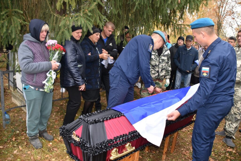 В Спасском районе простились с Вячеславом Переведенцевым, который погиб на СВО