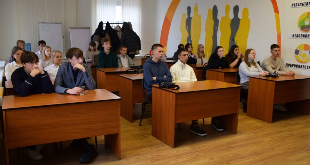 РНПК приняла участие во всероссийском профориентационном проекте РНПК приняла участие во всероссийском профориентационном проекте Профориентационный проект "Билет в будущее" направлен на раскрытие талантов и осознанный выбор карьеры.