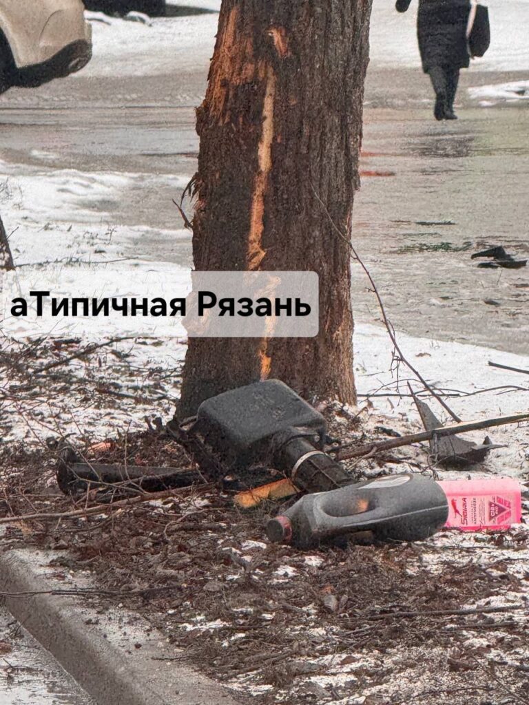 На улице Свободы внедорожник врезался в дерево На улице Свободы внедорожник врезался в дерево О пострадавших не сообщается.