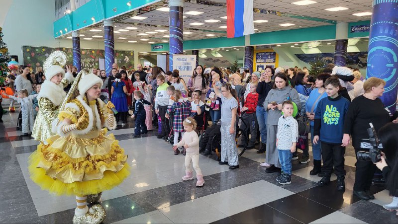 В Рязани состоялся новогодний праздник для детей-инвалидов Праздник прошел при поддержке благотворительного фонда «Я-есть!»