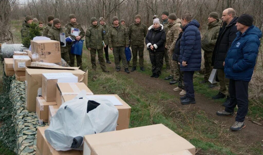 В Рязани собрали около 30 тонн гуманитарного груза для бойцов СВО В Рязани собрали около 30 тонн гуманитарного груза для бойцов СВО Бойцы учебного центра по управлению дронами разработали приборы, которые создают помехи вражеским беспилотникам.