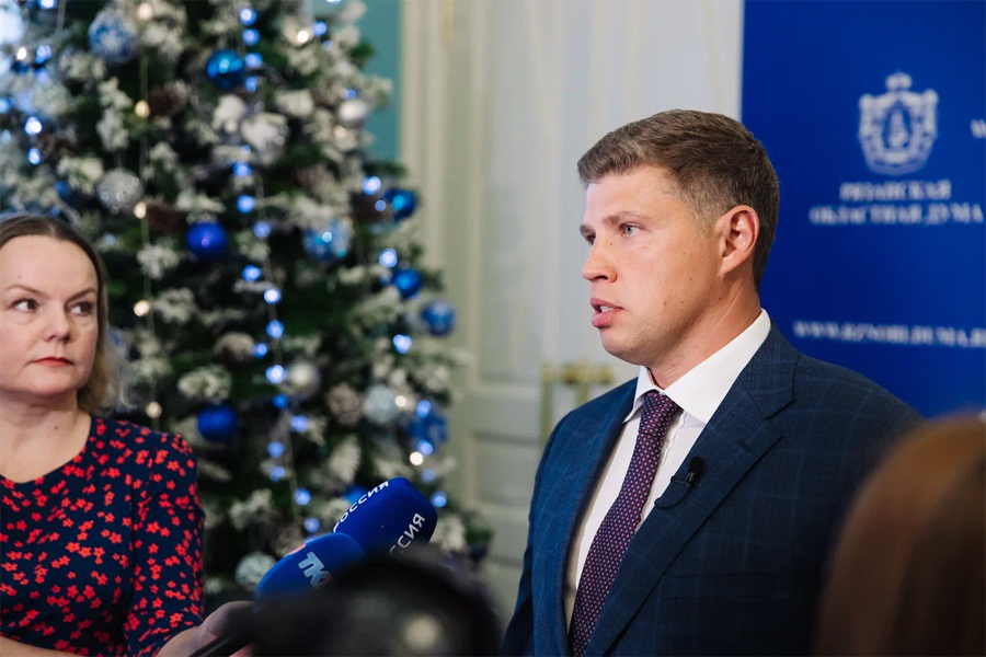В областной Думе прокомментировали принятие бюджета на предстоящие три года В областной Думе прокомментировали принятие бюджета на предстоящие три года Говоря о приоритетных направлениях стратегического развития региона в целом, Аркадий Фомин особо выделил заложенные в бюджете расходы на реализацию новых национальных проектов.