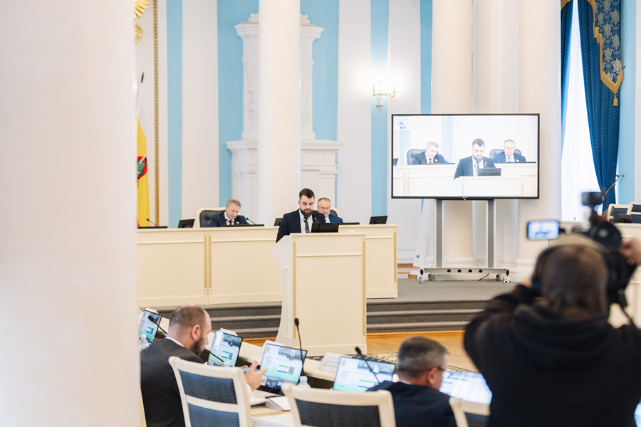 Беременные женщины, обучающиеся в Рязанской области в очном формате, будут получать 100 тысяч рублей Беременные женщины, обучающиеся в Рязанской области в очном формате, будут получать 100 тысяч рублей Проект стартует в России с 1 января 2025 года.