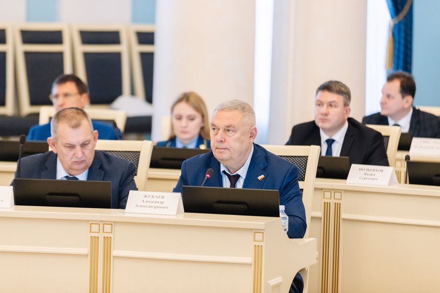 Беременные женщины, обучающиеся в Рязанской области в очном формате, будут получать 100 тысяч рублей Беременные женщины, обучающиеся в Рязанской области в очном формате, будут получать 100 тысяч рублей Проект стартует в России с 1 января 2025 года.