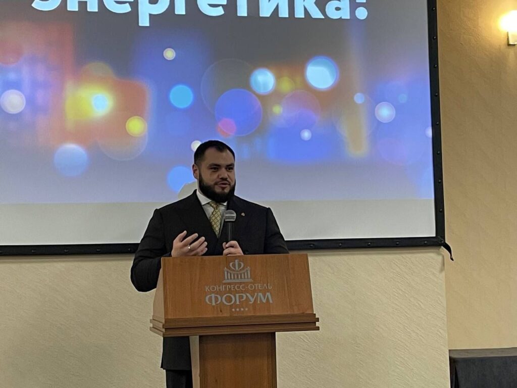 РГМЭК отметила День энергетика награждениями и концертной программой РГМЭК отметила День энергетика награждениями и концертной программой Церемония награждения работников стала центральным событием праздника.