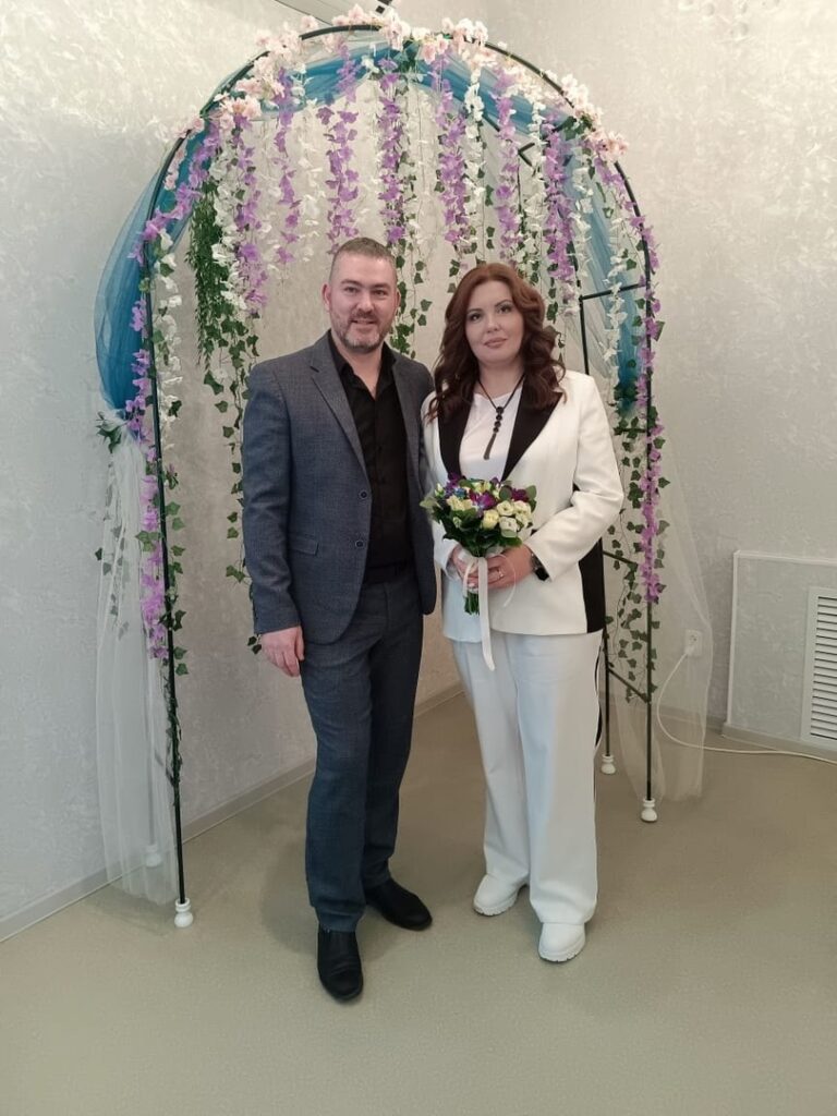 Рязанский загс показал пары, которые поженились в красивую дату 25.01.25 Рязанский загс показал пары, которые поженились в красивую дату 25.01.25 Для свадьбы этот день выбрали десятки пар по всему региону.