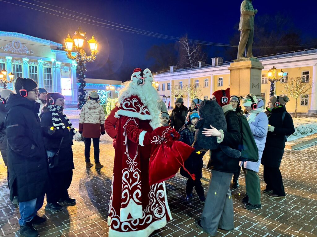 Променад с историческим флёром прошёл в самом сердце Рязани Рязанцы погуляли по улицам города и узнали много нового.