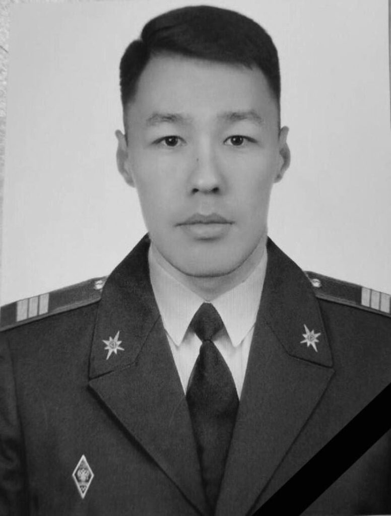 Сотрудники МЧС погибли в Энгельсе во время тушения пожара после атаки БПЛА Сотрудники МЧС погибли в Энгельсе во время тушения пожара после атаки БПЛА Ранее губернатор Саратовской области Роман Бусаргин сообщил о введении в Энгельсе режима ЧС.