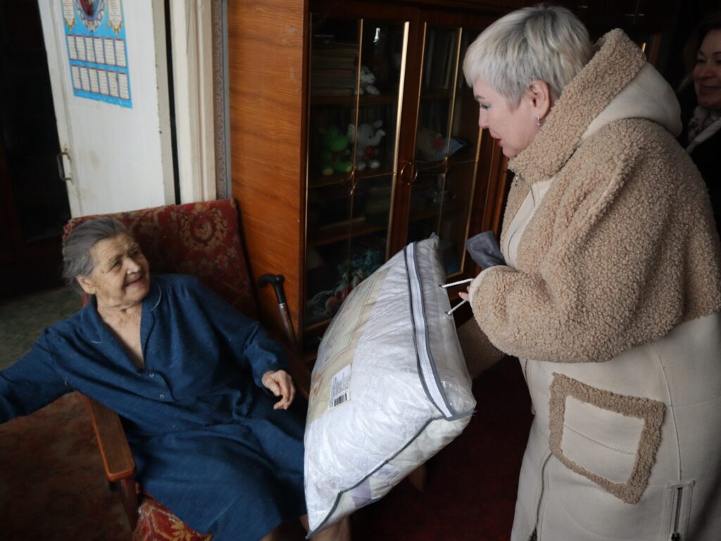 В Касимове свой 90-летний юбилей отмечает Эмилия Гапич Эмилия Гапич родилась в городе Иваново, потом переехала в деревню Пятницкое Касимовского района, где жила ее бабушка.