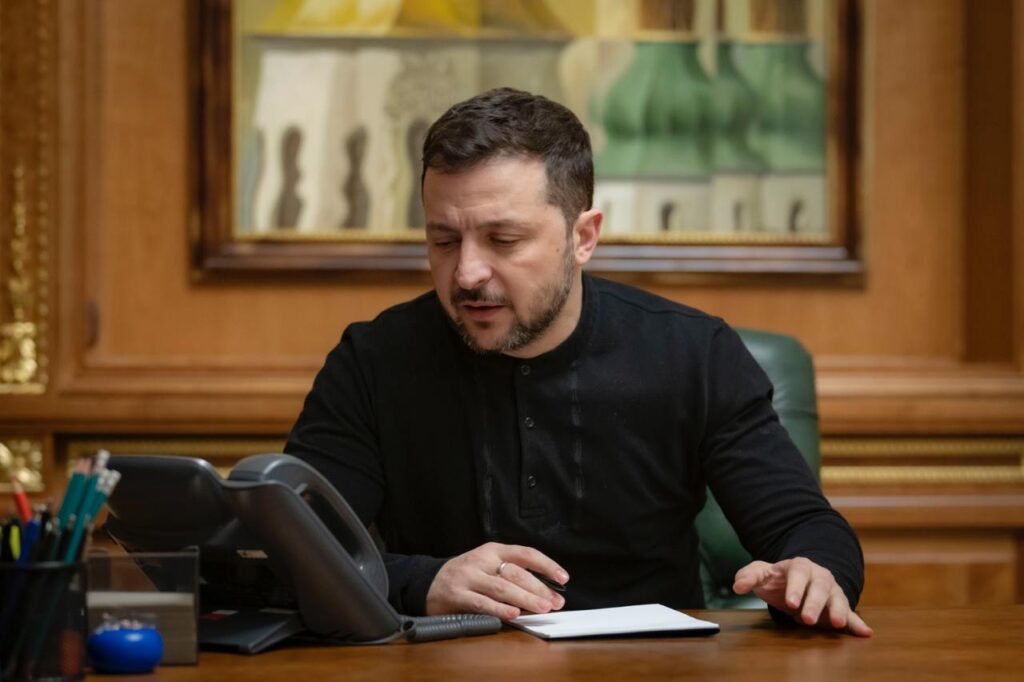 «Такого человека уже нет»: математик-пророк Кваша раскрыл о Зеленском всю правду «Такого человека уже нет»: математик-пророк Кваша раскрыл о Зеленском всю правду 2025 год изменит всё в судьбе главы киевского режима и других президентов.