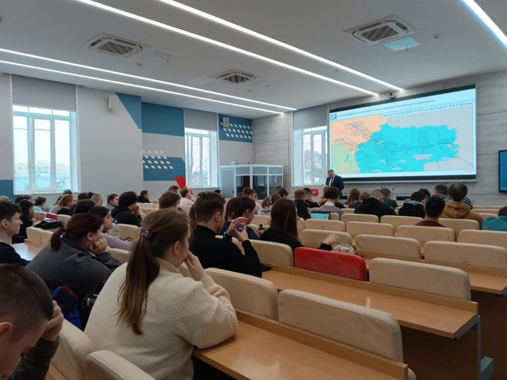 Железнодорожники рассказали студентам Российского университета транспорта о современных технологиях на производстве Железнодорожники рассказали студентам Российского университета транспорта о современных технологиях на производстве На МЖД произошло масштабное обновление парка тягового подвижного состава. Новые локомотивы произведены на отечественных предприятиях.