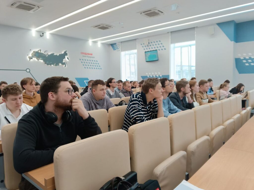 Железнодорожники рассказали студентам Российского университета транспорта о современных технологиях на производстве Железнодорожники рассказали студентам Российского университета транспорта о современных технологиях на производстве На МЖД произошло масштабное обновление парка тягового подвижного состава. Новые локомотивы произведены на отечественных предприятиях.