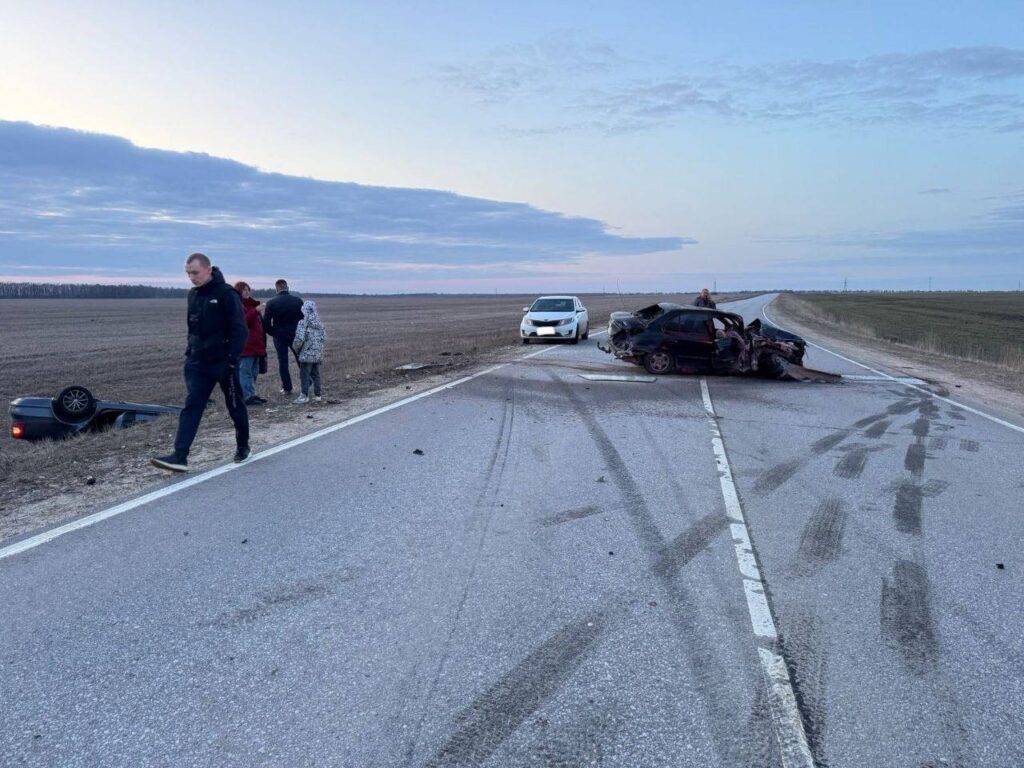 Мужчина погиб в результате ДТП в Рыбновском районе Мужчина погиб в результате ДТП в Рыбновском районе 30-летний водитель, управляя автомобилем «Хавал», совершил столкновение с автомобилями «Хендай Акцент» и «Шкодой».