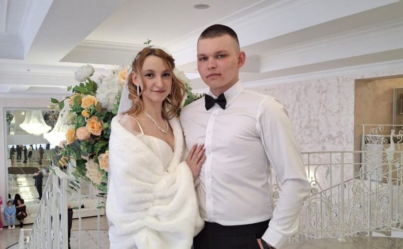 максим и анна