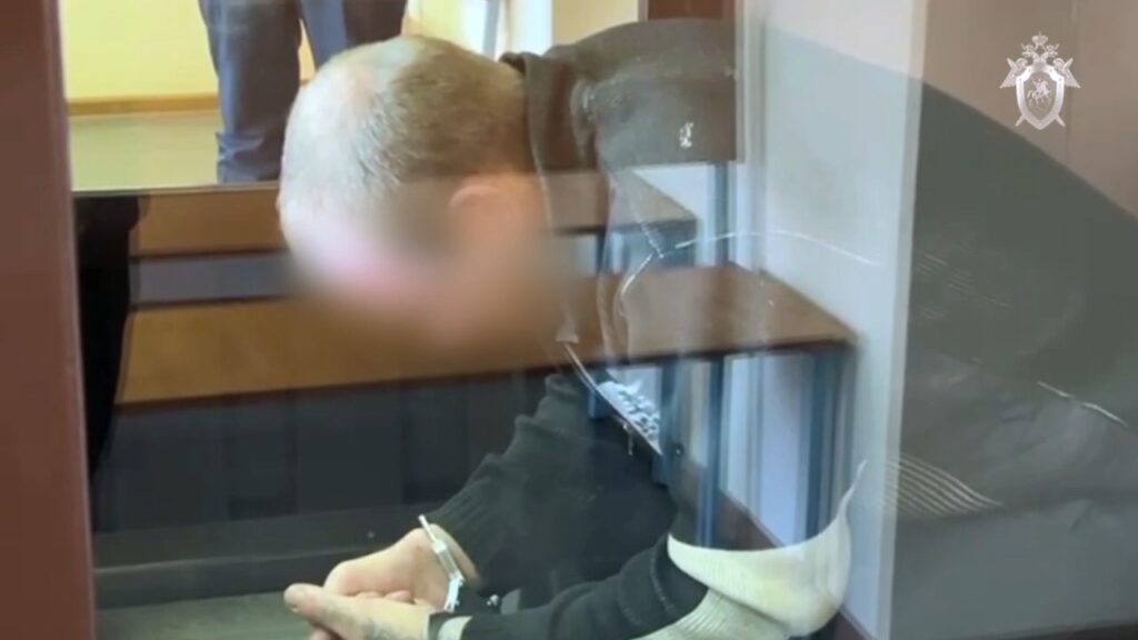 Убитую под Тверью 13-летнюю девочку похоронят 1 апреля Убитую под Тверью 13-летнюю девочку похоронят 1 апреля По информации группы «РязановоVK», в 11 часов в местном ДК начнётся прощание с Виолеттой, затем пройдёт отпевание в Кафедральном соборе Воскресения Словущего в Твери, после чего похороны на кладбище деревни Каменка.