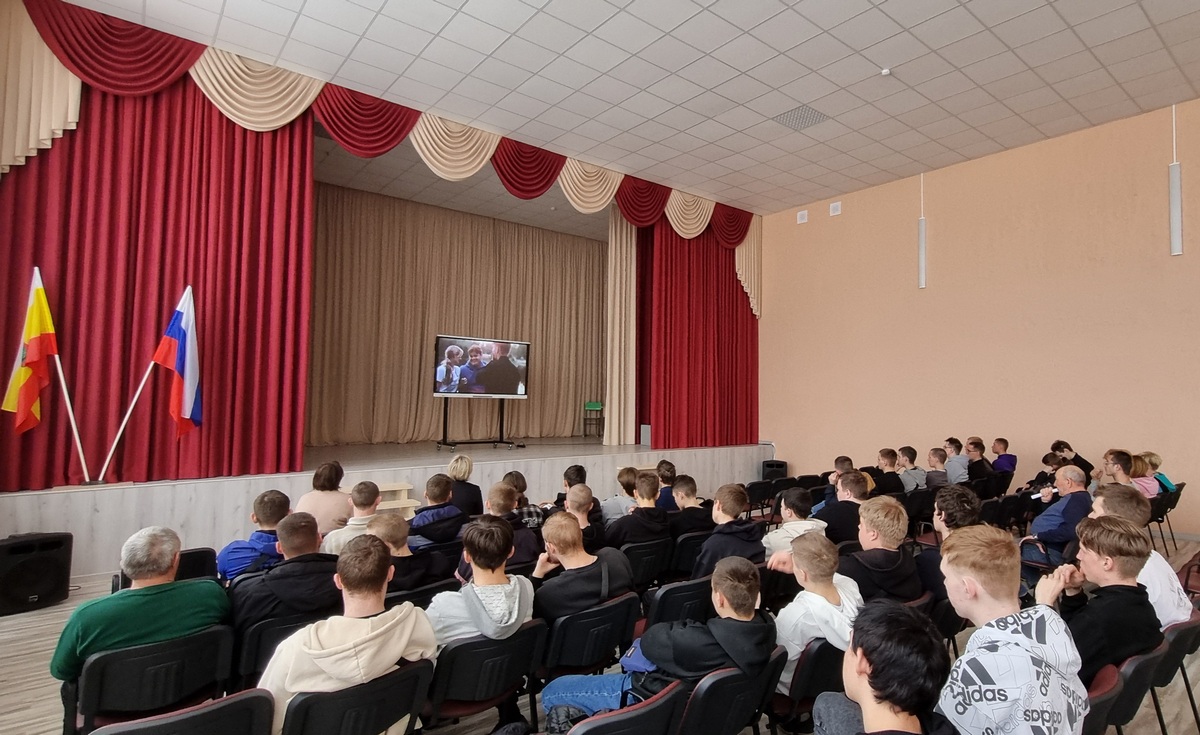 Сотрудники МЖД провели профориентационные встречи с рязанскими школьниками и студентами Сотрудники МЖД провели профориентационные встречи с рязанскими школьниками и студентами Железнодорожники провели профориентационные встречи с учащимися образовательных учреждений Старожиловского района Рязанской области.