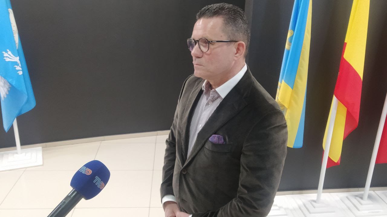 Рязань принимает Всероссийский форум библиотекарей с международным участием Рязань принимает Всероссийский форум библиотекарей с международным участием Тема форума этого года – «Семейные ценности и культурные инициативы». В рамках форума запланированы деловые сессии и экскурсии.