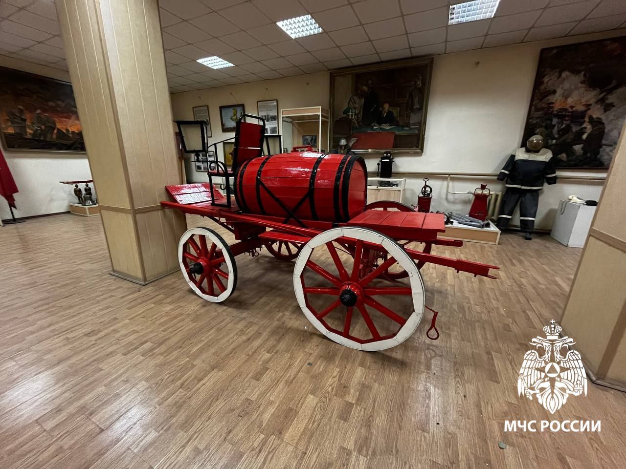 В Рязани возобновляет работу историческая пожарно-техническая выставка В ходе экскурсии можно познакомиться с историей становления пожарной охраны России и Рязанского края, узнать, как и чем тушили пожары в XIX веке.