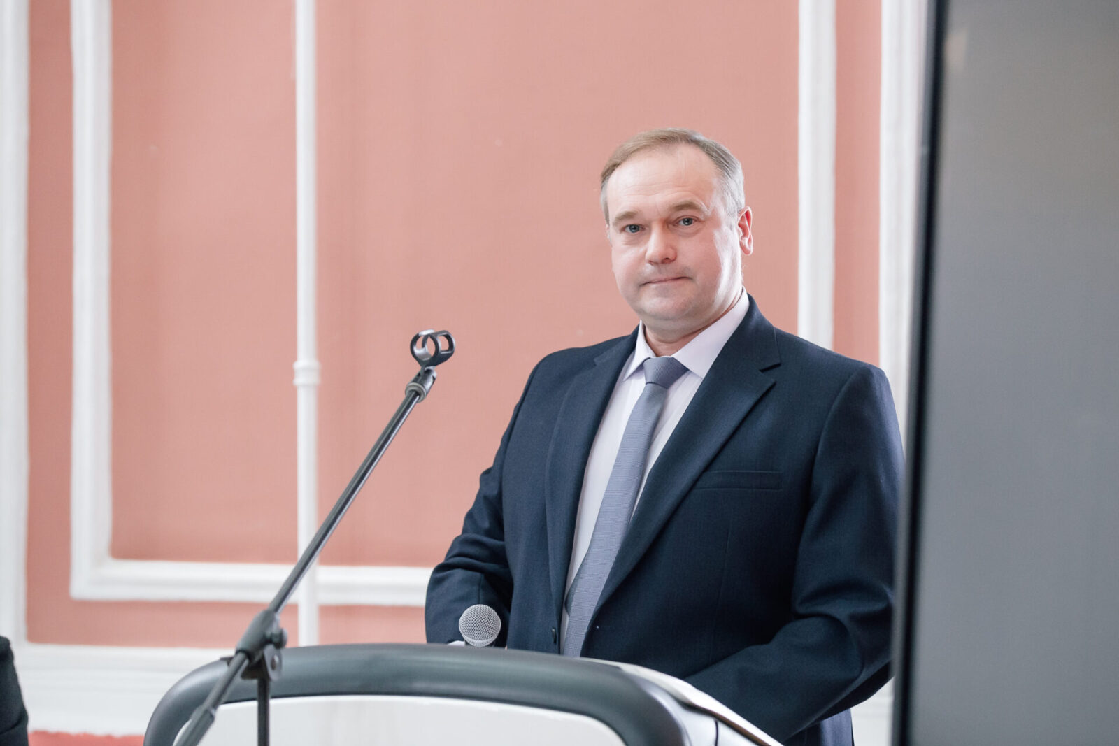 Дмитрия Бокова выбрали ректором РГУ Дмитрия Бокова выбрали ректором РГУ В РГУ прошла конференция по выборам ректора. На должность претендуют три кандидата. Каждый из которых ранее представил коллективу университета предвыборную программу.
