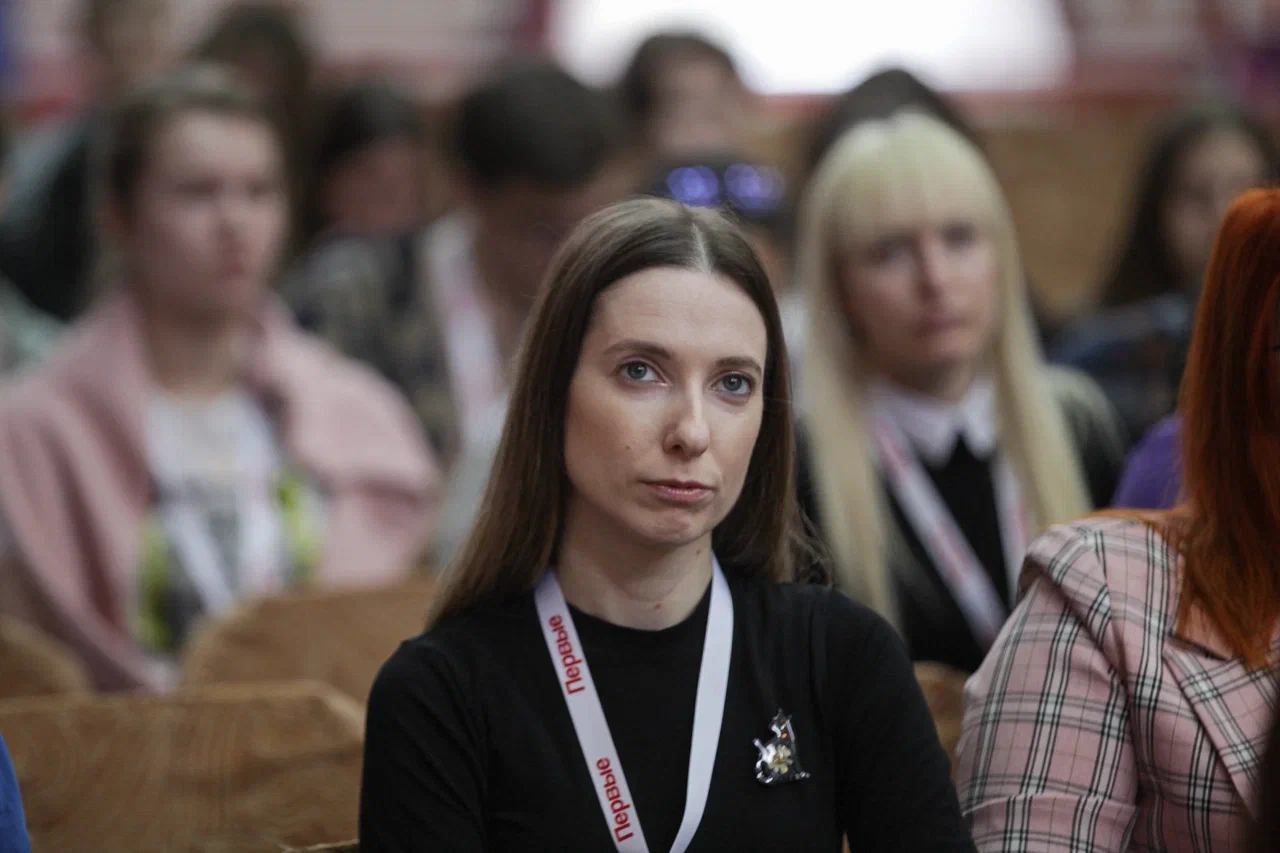 В РГУ имени Есенина начала работу первая Методическая площадка Движения Первых В РГУ имени Есенина начала работу первая Методическая площадка Движения Первых Рязанский вуз стал одним из шести выбранных локаций страны для проведения образовательных интенсивов Движения Первых.