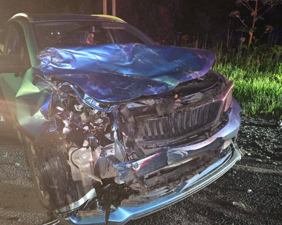 Два человека погибли в ДТП с участием трех автомобилей в Старожиловском районе Два человека погибли в ДТП с участием трех автомобилей в Старожиловском районе Автомобиль «Лексус», за рулем которого находился 38-летний рязанец, столкнулся с автомобилями «Ниссан» и «Лифан» под управлением 39-летнего и 42-летнего жителей Москвы.