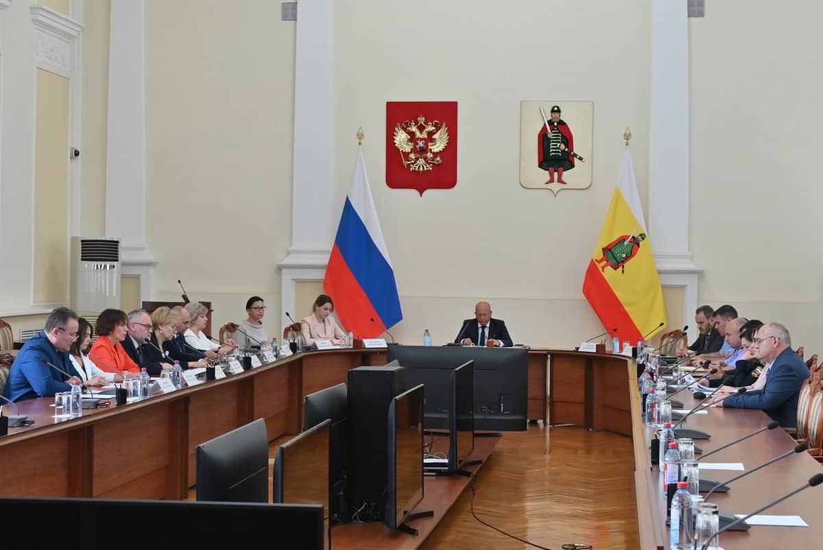 В Рязанской области обсудили меры по противодействию коррупции В Рязанской области обсудили меры по противодействию коррупции Участники заседания обсудили реализацию мер по противодействию коррупции в государственной инспекции по охране объектов культурного наследия Рязанской области.