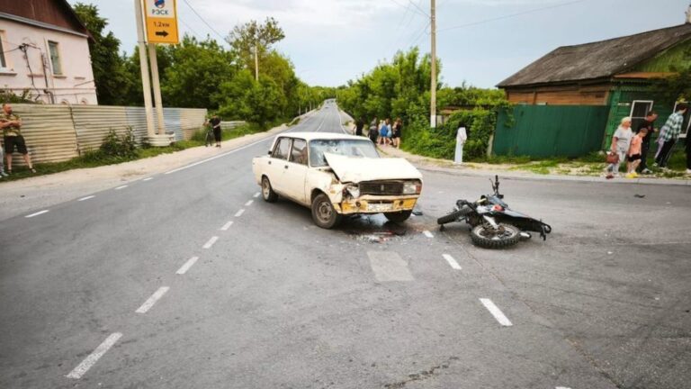 Мотоциклист и подросток пострадали в ДТП в Рязанской области