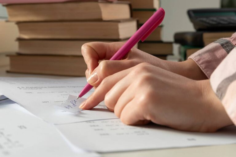 В Рязани семь выпускников сдали на 100 баллов ЕГЭ по физике