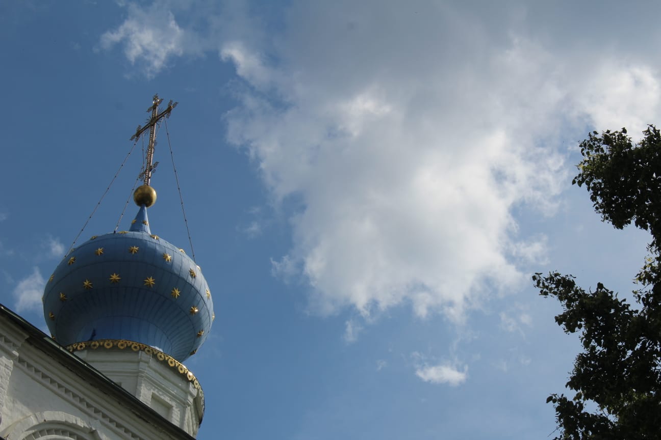 «Семья — лучшее лекарство от эгоизма»: иерей Даниил Маслов — о том, как найти и сохранить любовь в современном мире «Семья — лучшее лекарство от эгоизма»: иерей Даниил Маслов — о том, как найти и сохранить любовь в современном мире Священник ответил на вопросы об истинном смысле любви, о стремлении к семейному счастью и о том, как Церковь помогает найти свою «вторую половину».