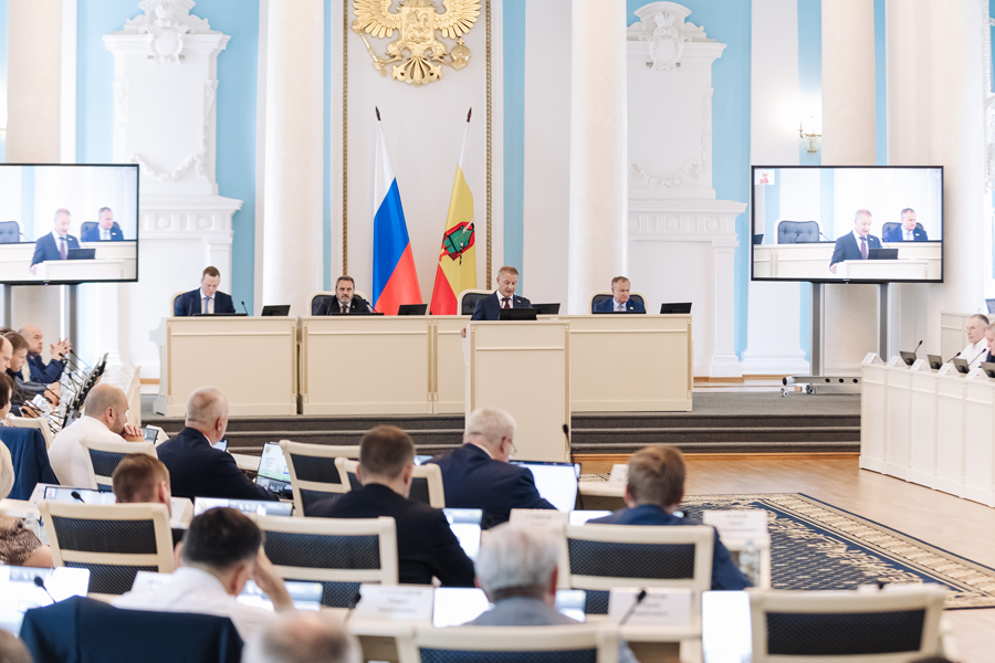 Строительство, ремонт и оснащение соцобъектов обсудили на «правительственном часе» в Рязанской областной Думе Строительство, ремонт и оснащение соцобъектов обсудили на «правительственном часе» в Рязанской областной Думе Депутаты адресовали свои вопросы руководству региональных министерств строительного комплекса, здравоохранения, образования, а также физической культуры и спорта