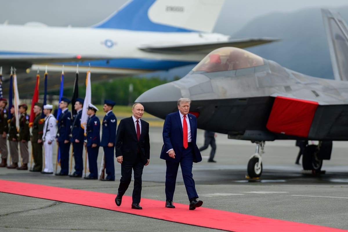 Известная провидица заявила, что с Трампом происходит большая беда и всё закончится плачевно Известная провидица заявила, что с Трампом происходит большая беда и всё закончится плачевно Возможно, слухи о его кончине, которые в итоге не подтвердились, – это только начало.