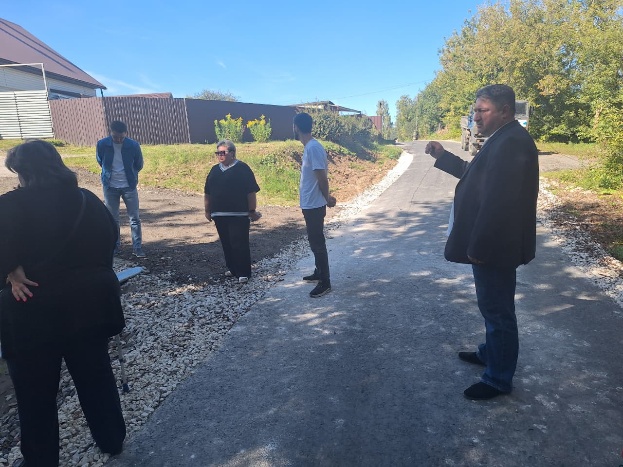 Ремонт дороги на улице Нефтезаводской в поселке Никуличи завершен Ремонт дороги на улице Нефтезаводской в поселке Никуличи завершен Обновленная дорога в Никуличи стала результатом тесного взаимодействия с местными жителями.