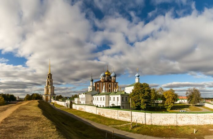 Кремль в Рязани-min