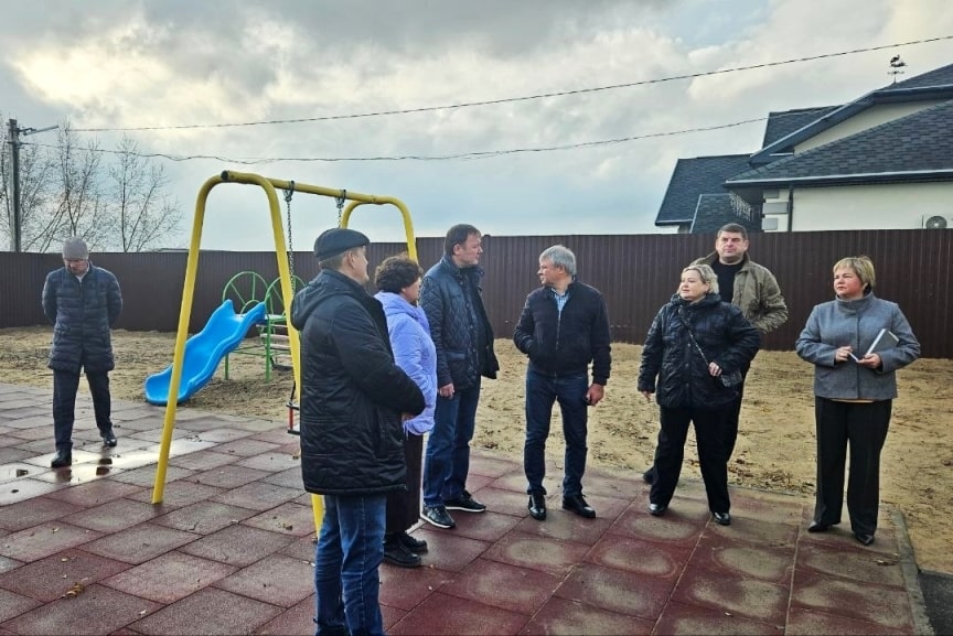 В поселке Борки в Рязани завершено благоустройство территории детского сада В поселке Борки в Рязани завершено благоустройство территории детского сада Была произведена замена ограждения, установлены новые веранды, игровое оборудование