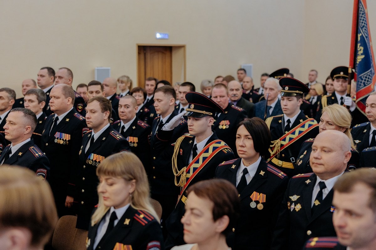 Павел Малков: Рязанская область занимает лидирующие позиции в стране по раскрываемости преступлений Губернатор Рязанской области Павел Малков принял участие в мероприятии, посвященном Дню сотрудника органов внутренних дел Российской Федерации.