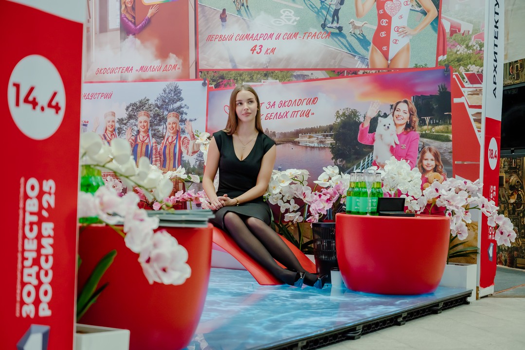 Проект «Окская стрелка» представили на Международном фестивале «Зодчество. Россия 2025» Проекты презентовали 16 регионов России, а также Куба, Бразилия и Китай. Наряду с Санкт-Петербургом, Красноярском, Калининградом и Севастополем свою концепцию комплексного развития прибрежной территории представила Рязань. 